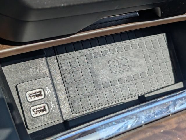 Used 2019 Ford Expedition Platinum RWD image 19