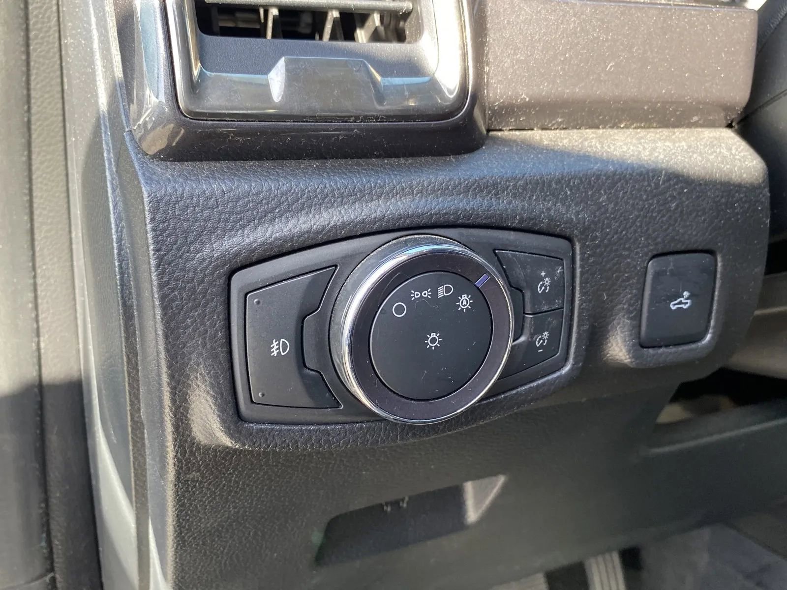 Used 2020 Ford Ranger Lariat w/ Technology Package RWD image 13