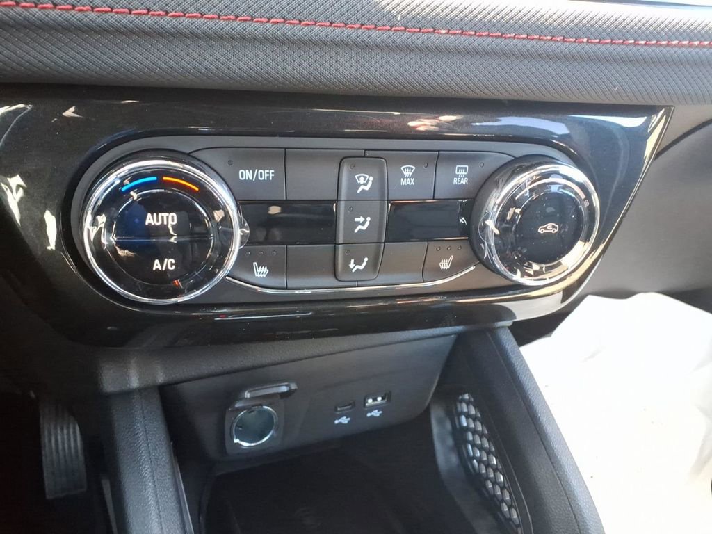 New 2026 Chevrolet TrailBlazer RS w/ Convenience Package image 8