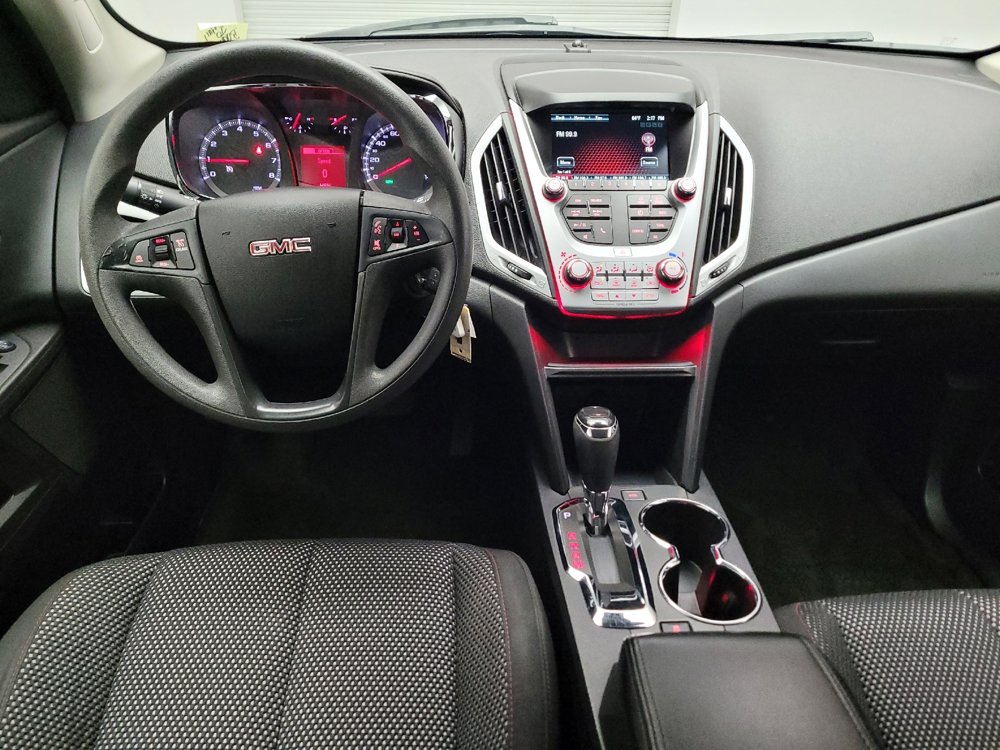 Used 2017 GMC Terrain SLE FWD image 22
