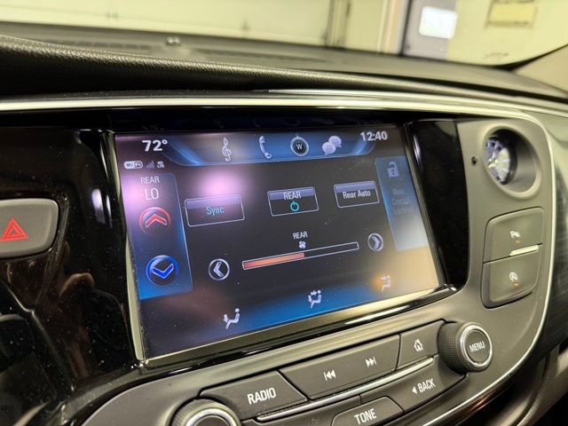 Used 2020 Buick Envision Essence FWD image 20