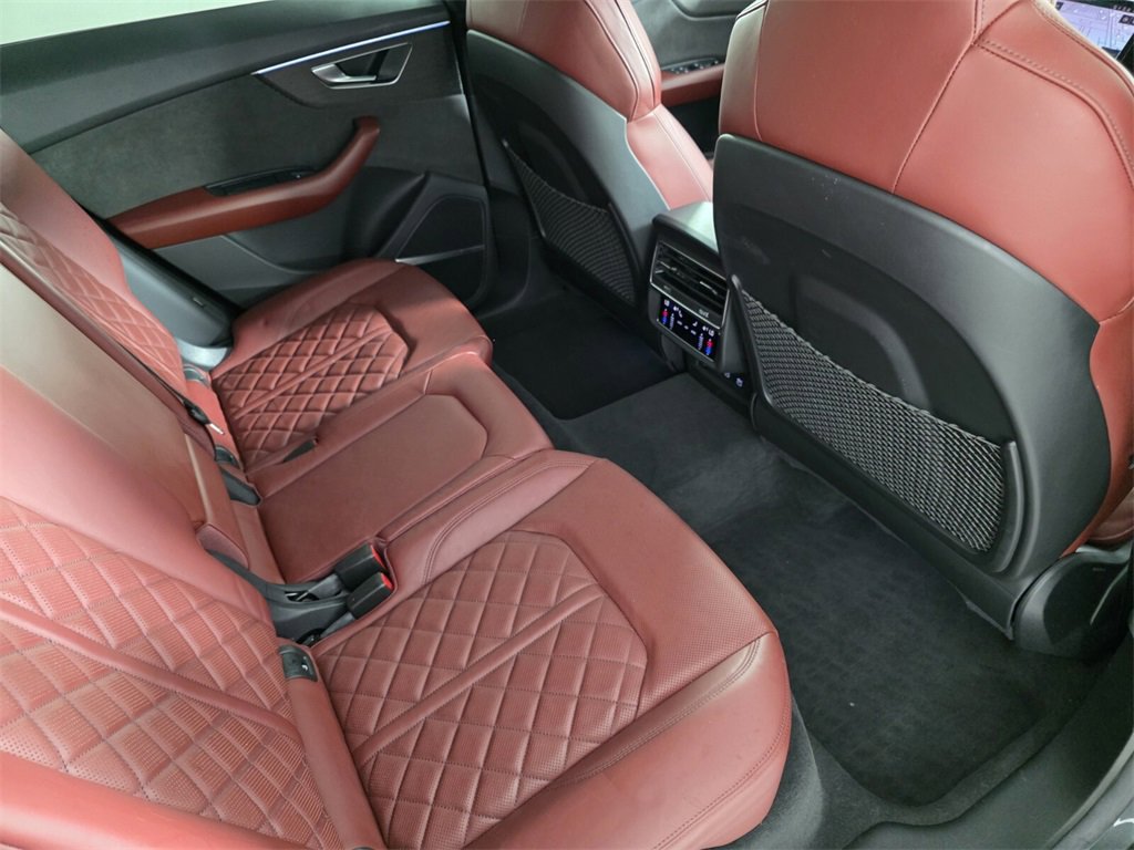 Used 2021 Audi SQ8 Premium Plus w/ SQ8 Black Optic Package image 28