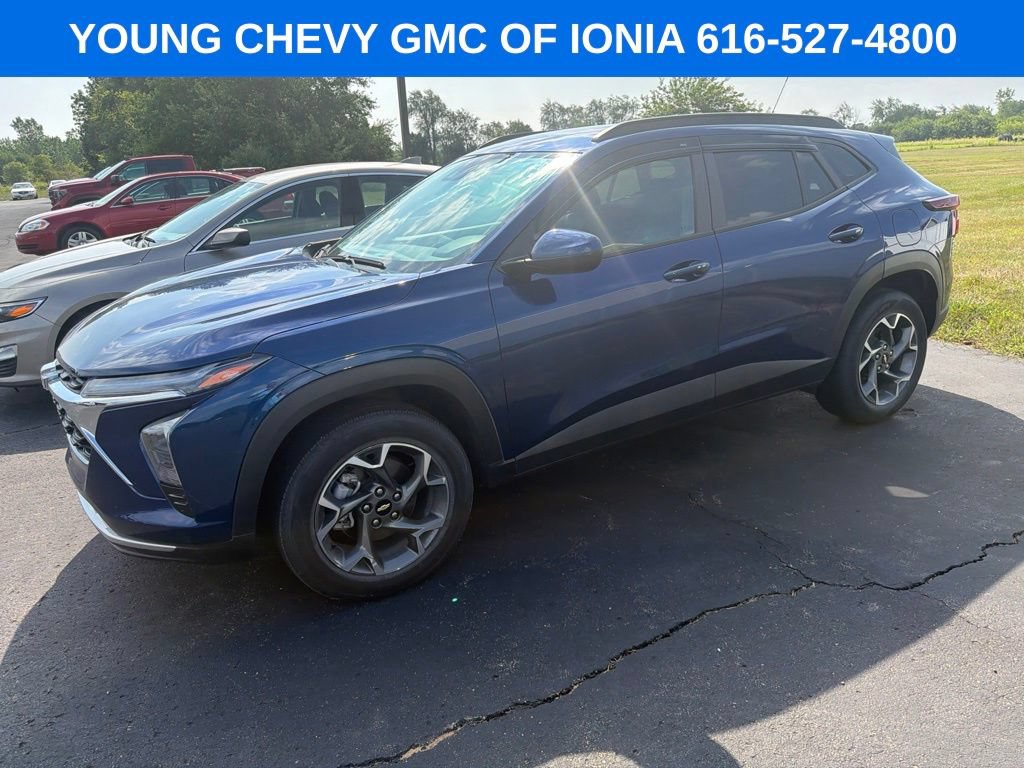 Used 2024 Chevrolet Trax LT w/ Driver Confidence Package