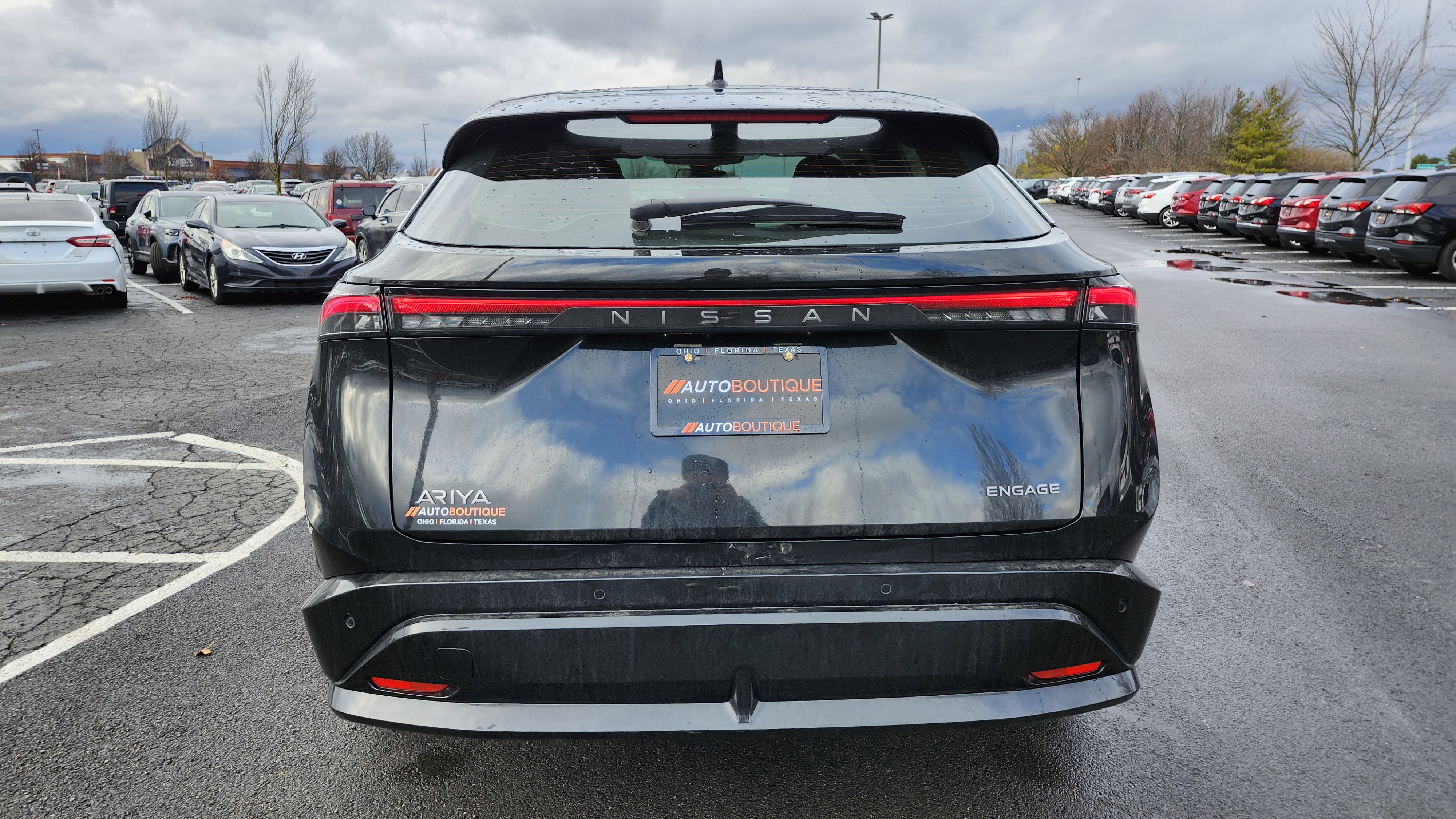 Used 2023 Nissan Ariya FWD image 18