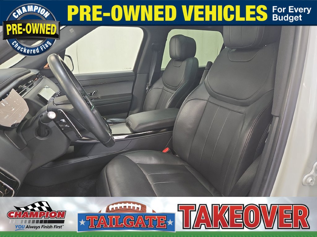 Used 2025 Land Rover Range Rover Sport SE AWD/4WD image 11