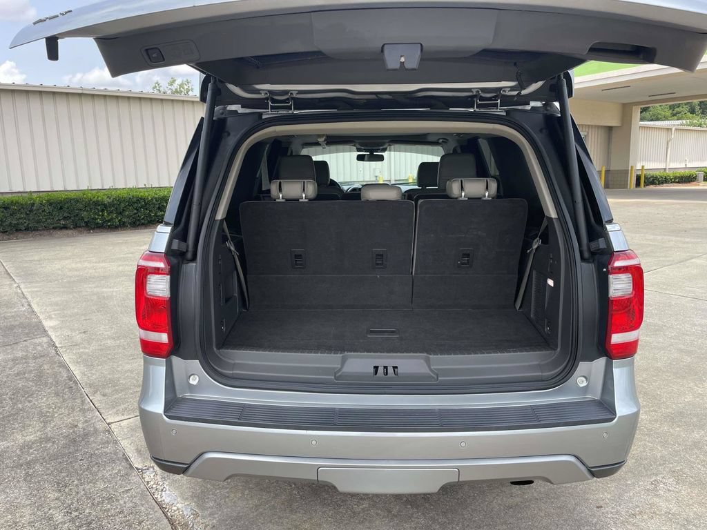 Certified 2020 Ford Expedition XLT w/ Equipment Group 202A RWD image 10