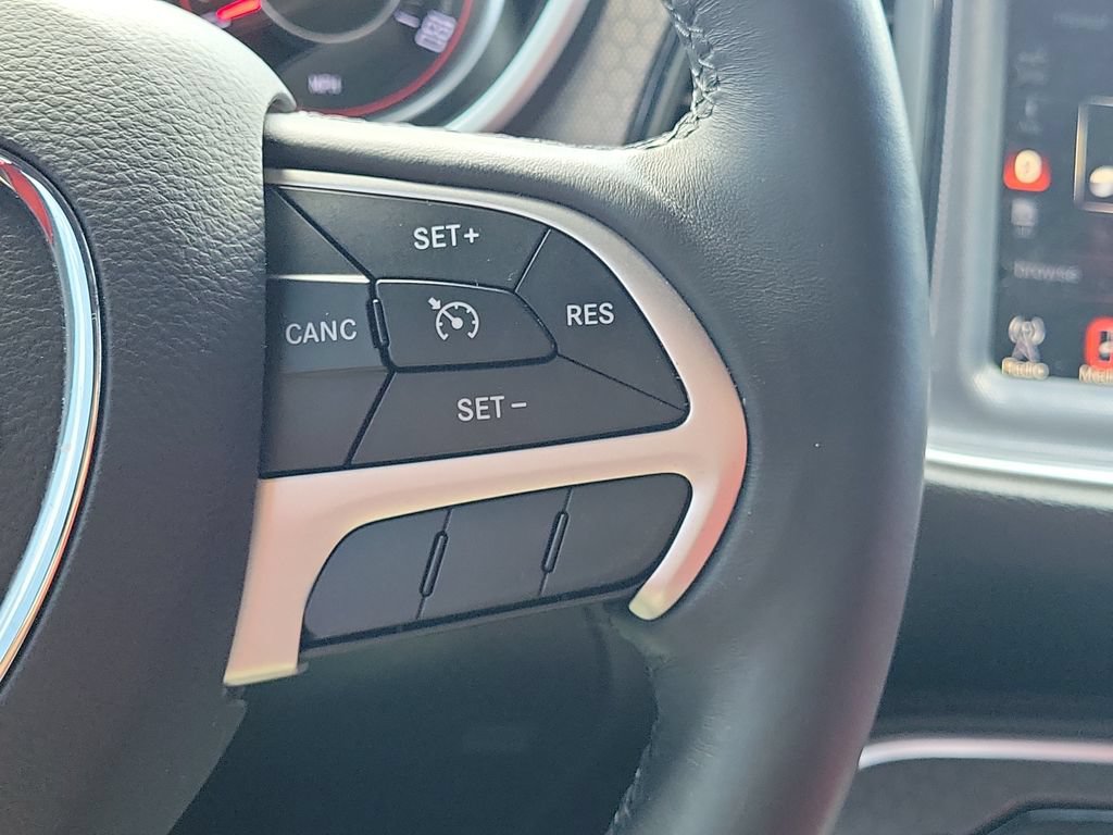 Used 2016 Dodge Challenger R/T Scat Pack w/ Leather Interior Group RWD image 25