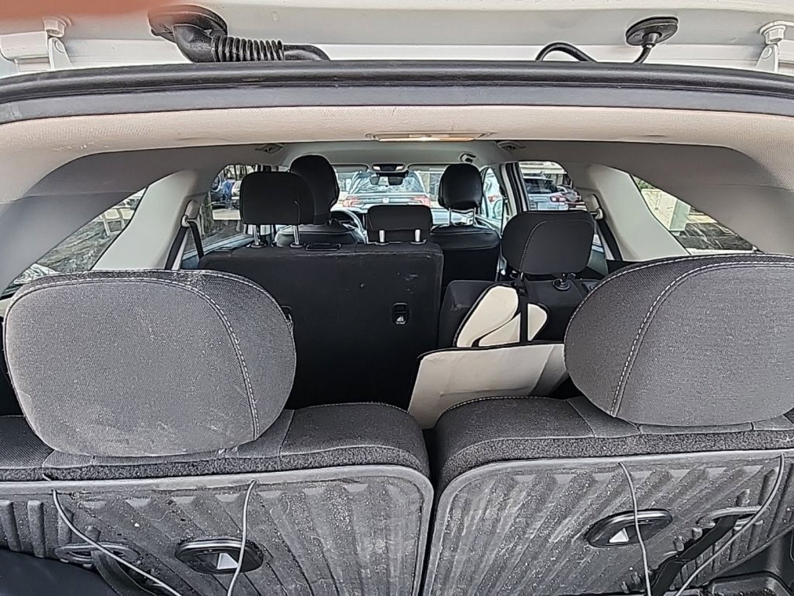 Used 2022 Kia Sorento LX image 7