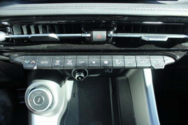 Used 2024 Alfa Romeo Tonale Veloce image 17