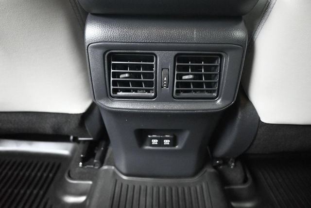 Used 2019 Toyota RAV4 XLE Premium w/ Cold Weather Package AWD/4WD image 25