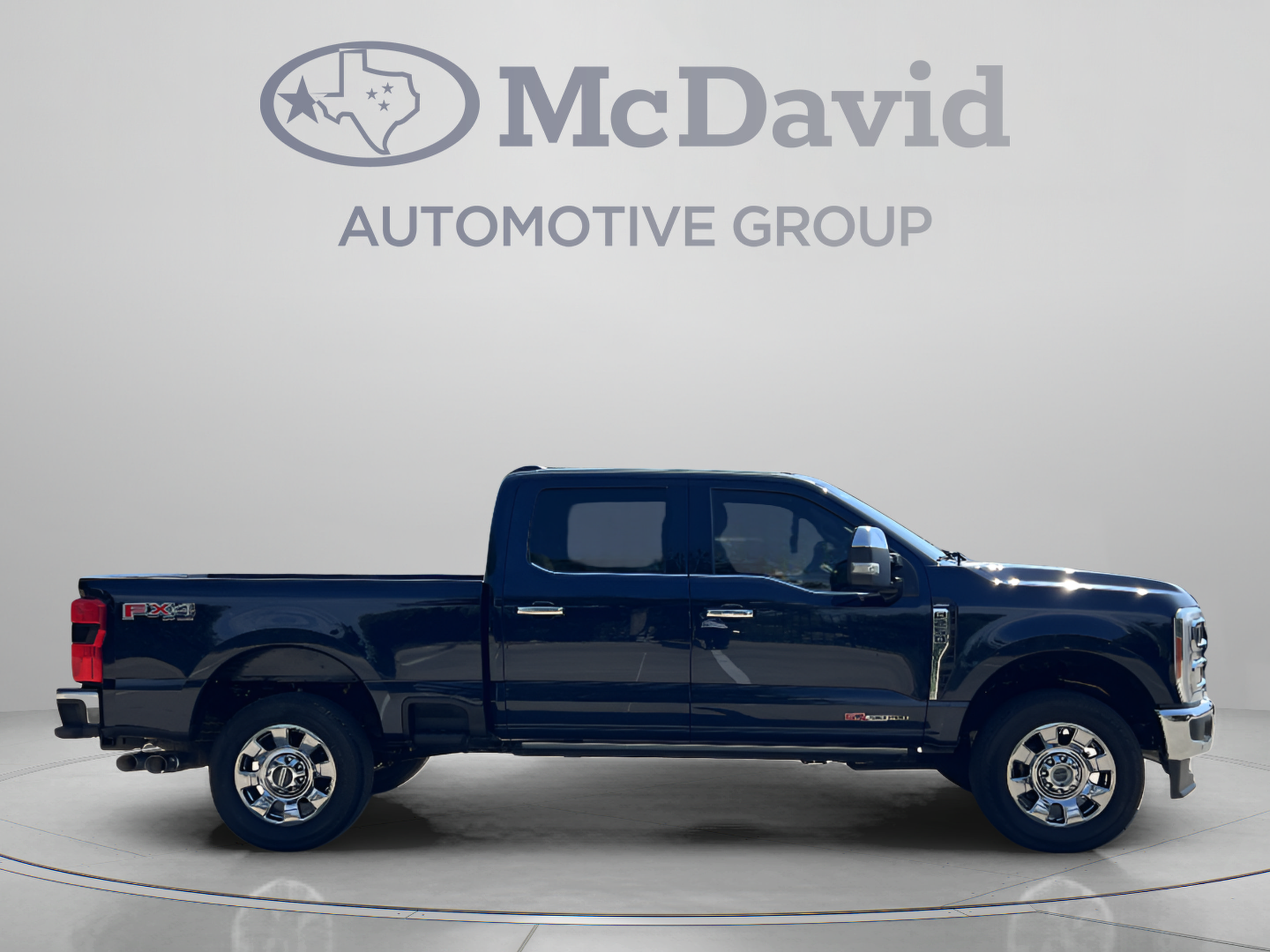 Used 2023 Ford F250 Lariat w/ Lariat Ultimate Package AWD/4WD image 8
