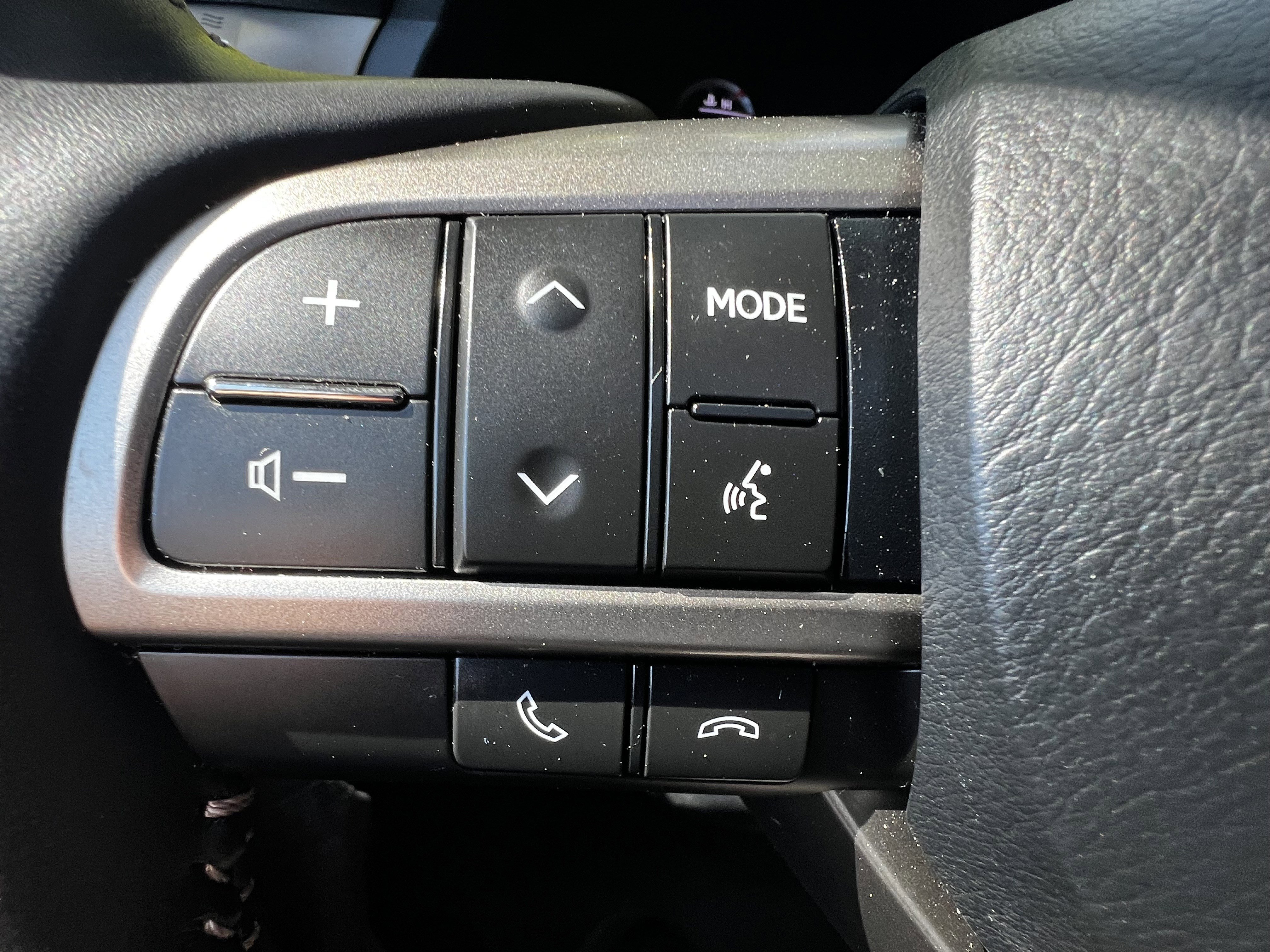 Used 2020 Lexus GX 460 Luxury w/ Accessory Package image 19