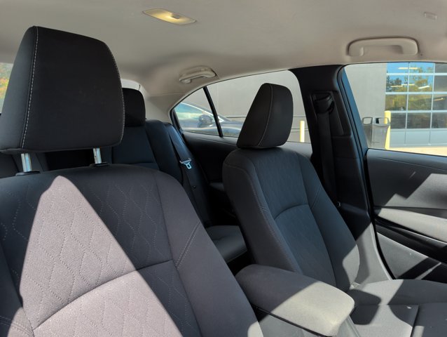Used 2024 Toyota Corolla LE FWD image 28