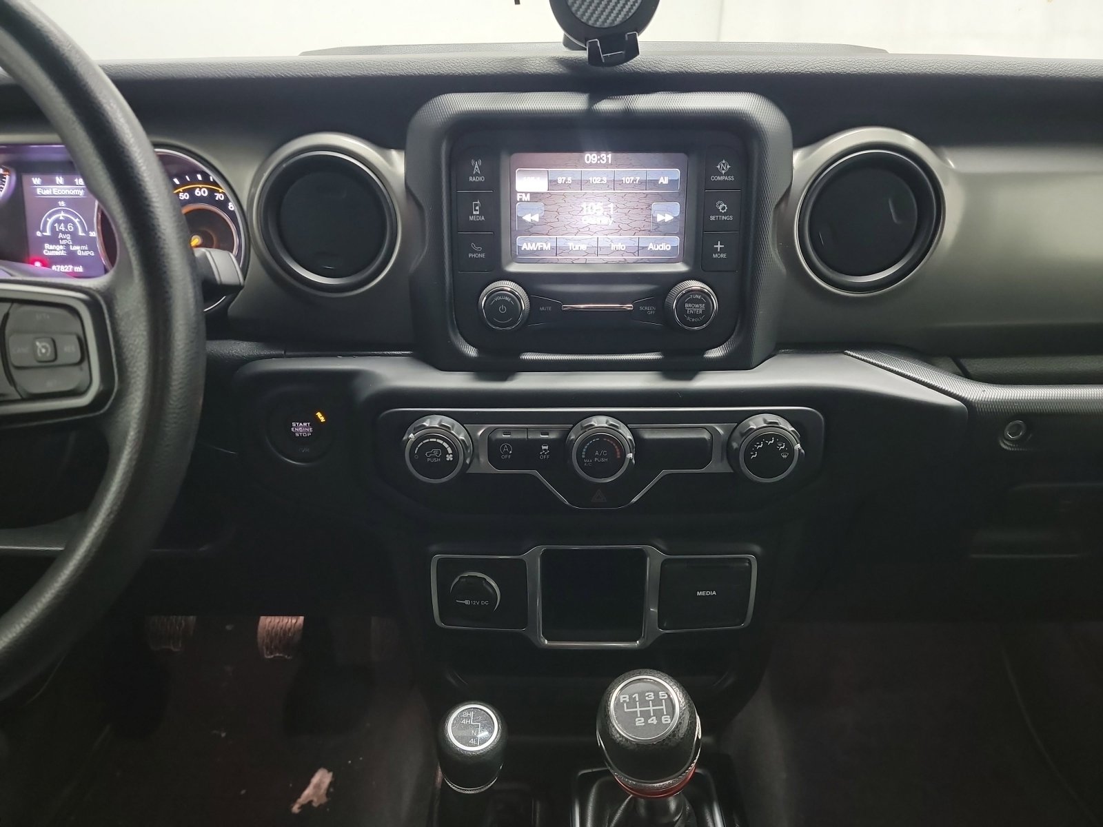 Used 2018 Jeep Wrangler Unlimited Sport image 20