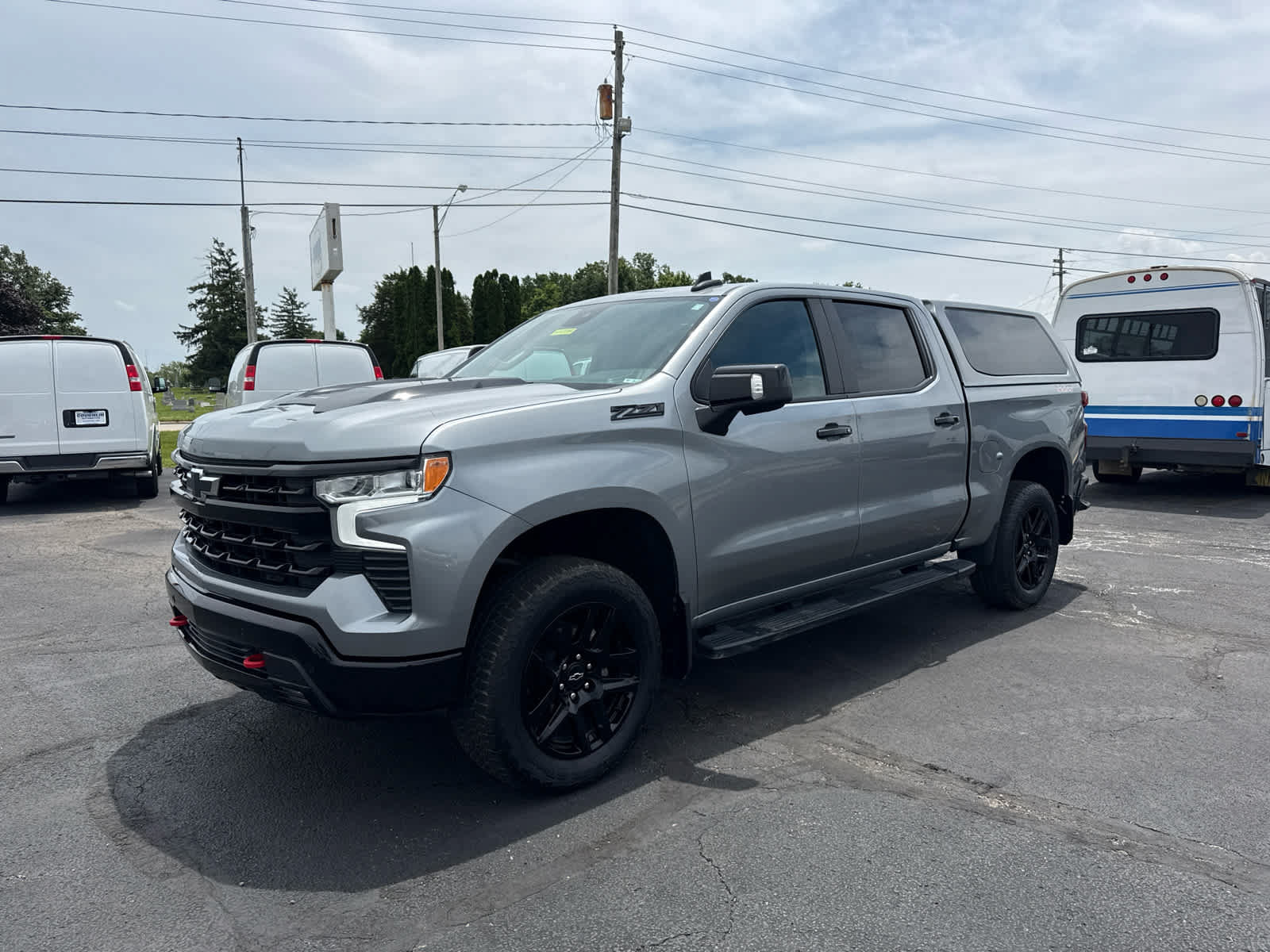 Certified 2024 Chevrolet Silverado 1500 LT Trail Boss w/ Convenience Package II AWD/4WD image 1