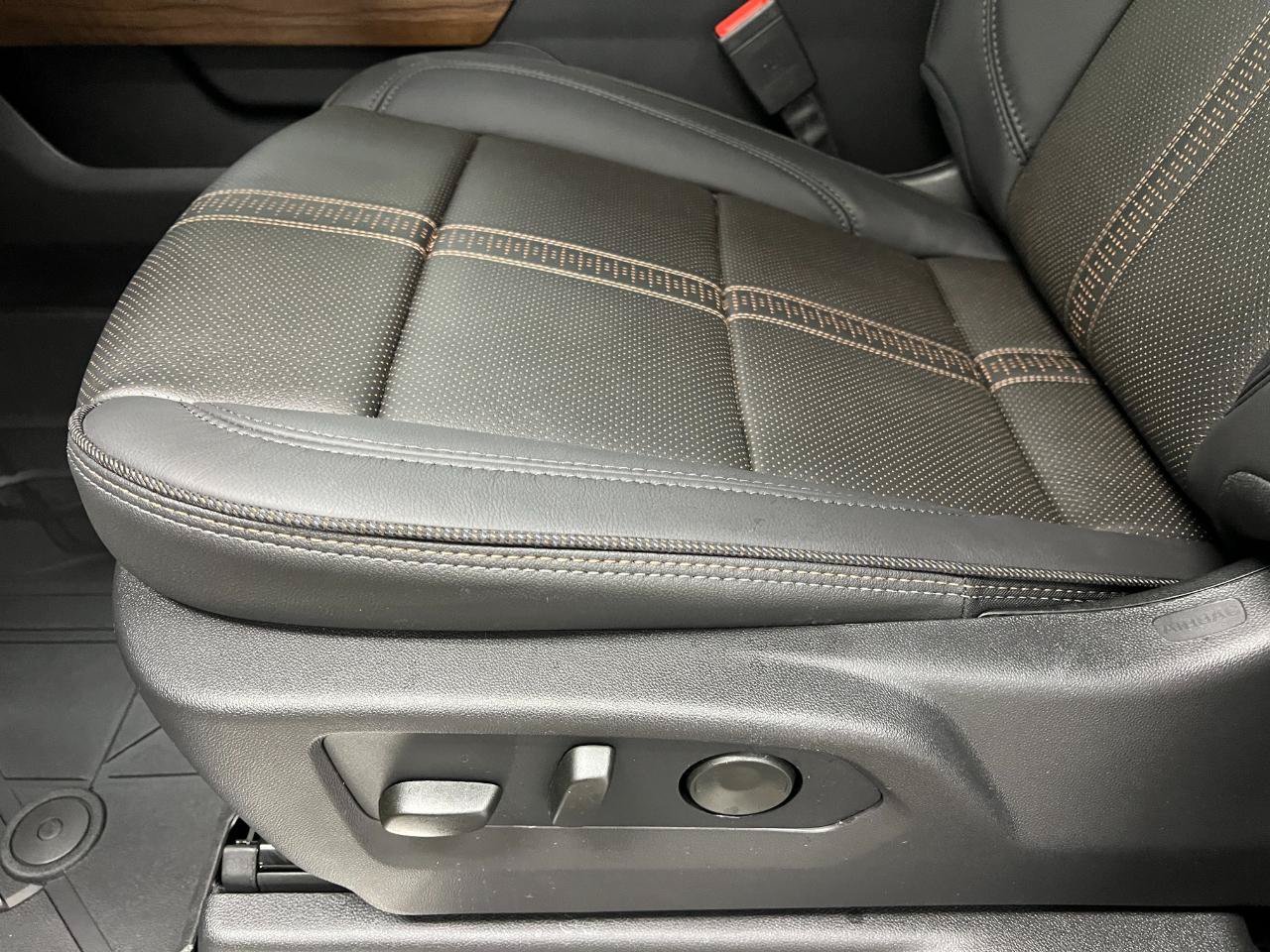 New 2026 Chevrolet Silverado 1500 High Country AWD/4WD image 29
