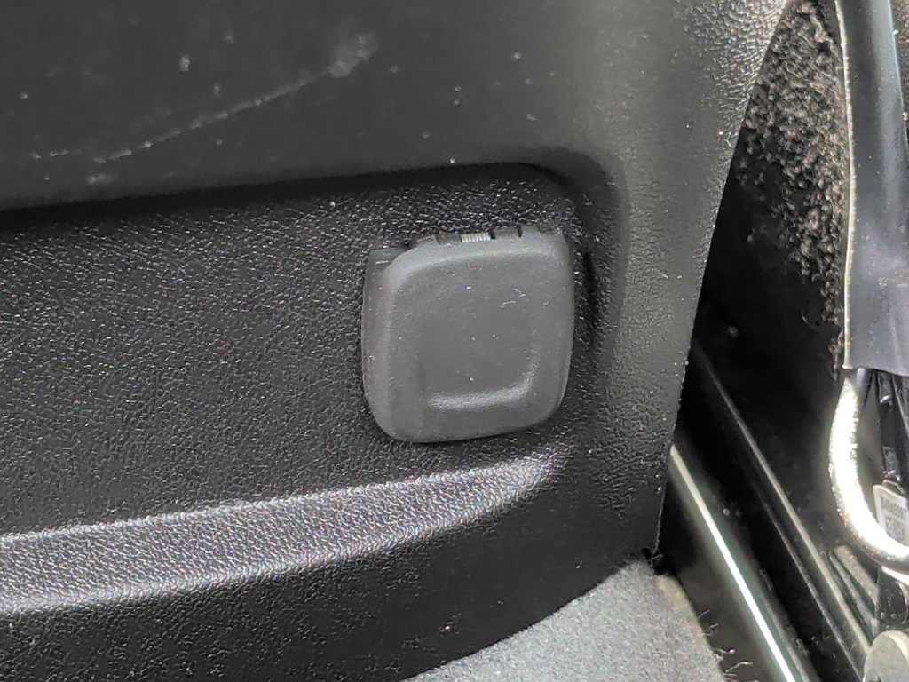 Used 2025 Chevrolet Malibu LT FWD image 32