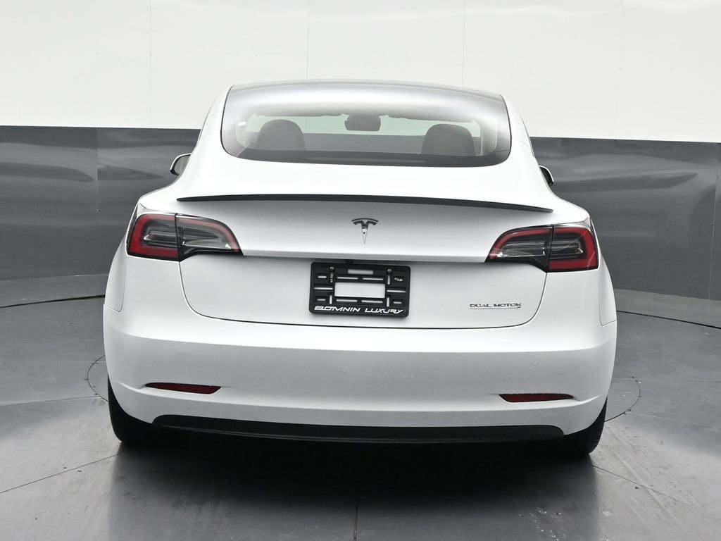Used 2023 Tesla Model 3 Performance image 4