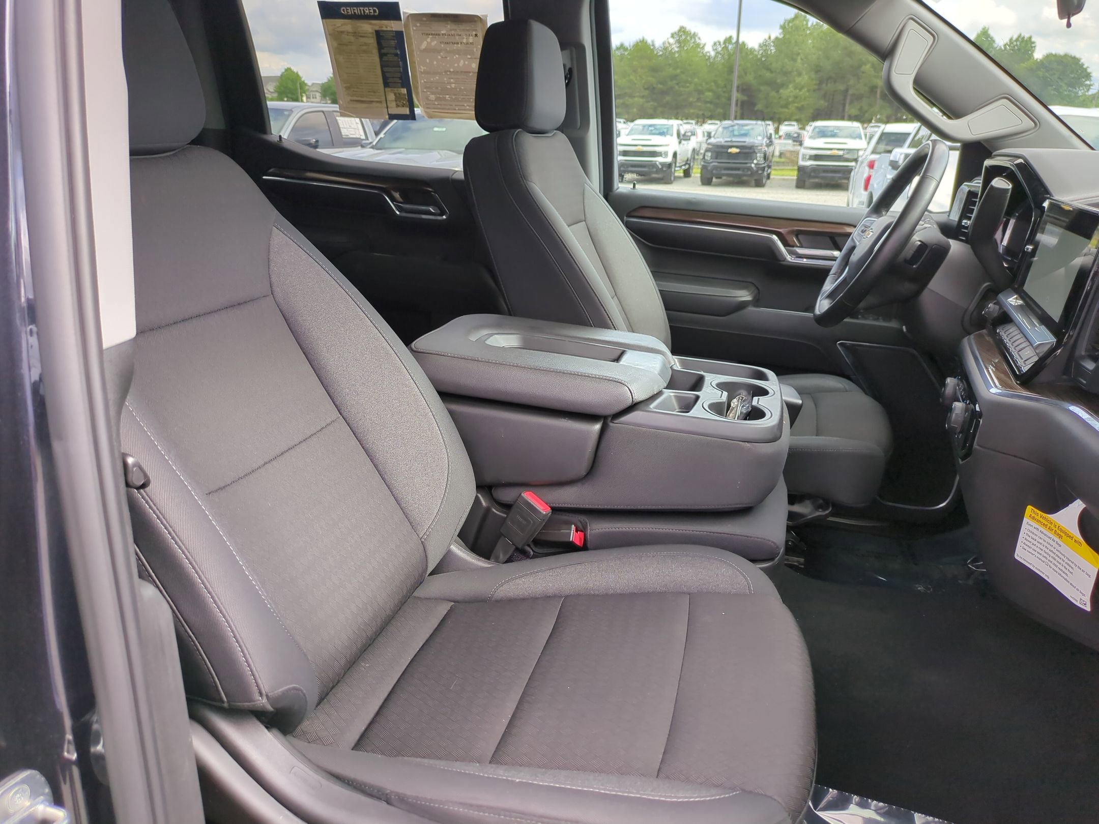 Certified 2024 Chevrolet Silverado 1500 LT AWD/4WD image 31