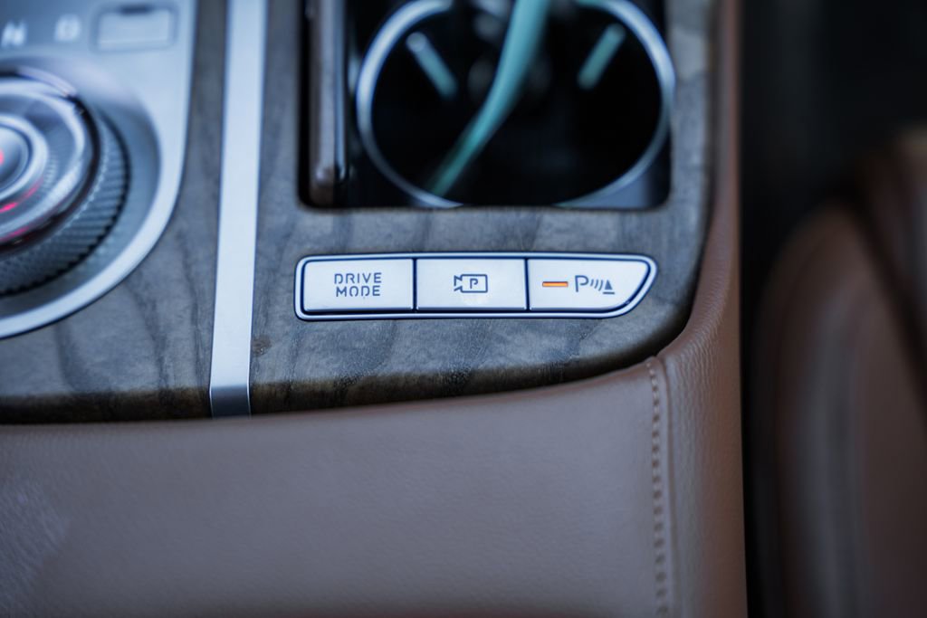 Used 2024 Genesis G80 image 24