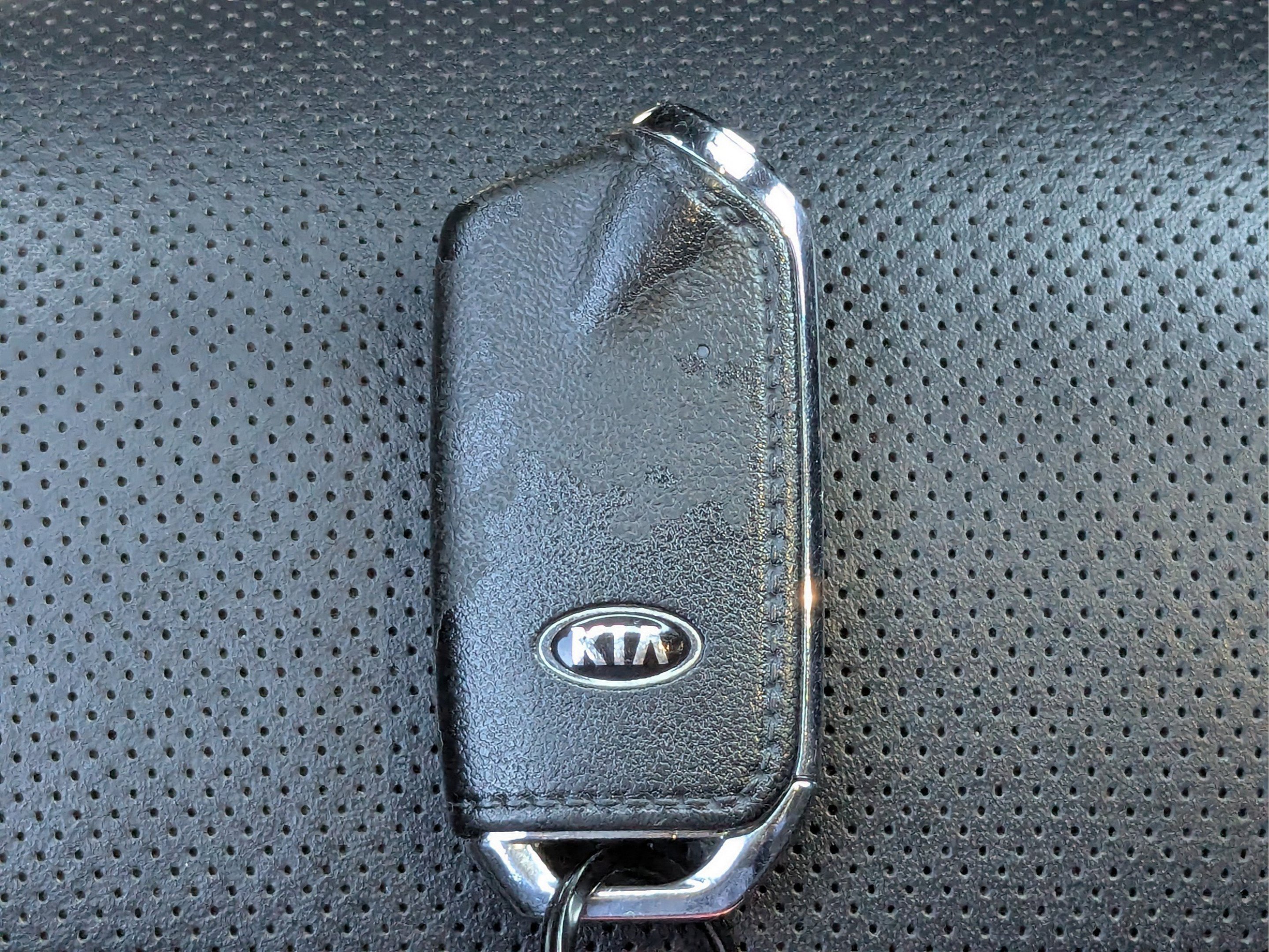 Used 2018 Kia Stinger GT2 AWD/4WD image 35