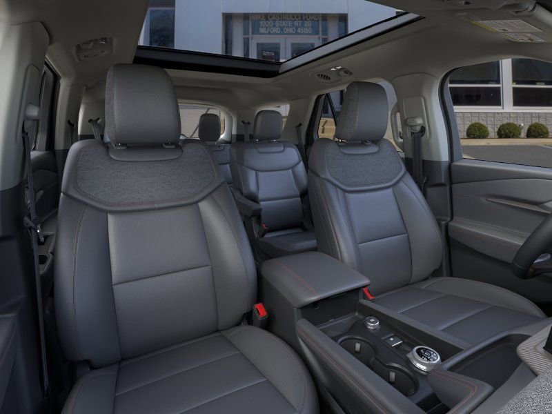 New 2026 Ford Explorer Active w/ Active Comfort Package AWD/4WD image 10