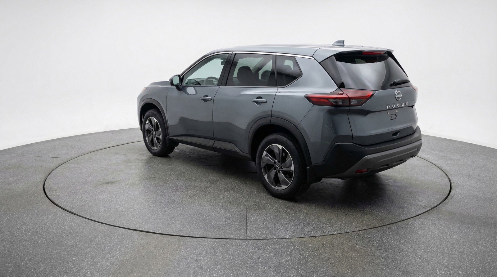 Used 2025 Nissan Rogue SV FWD image 6