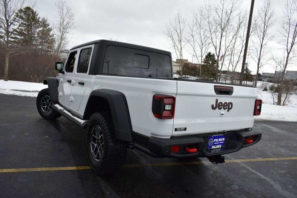 Used 2024 Jeep Gladiator Rubicon w/ Technology Group image 8