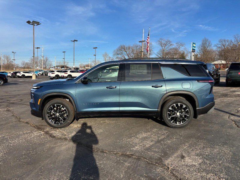 New 2026 Chevrolet Traverse LT w/ Sun and Wheel Package image 2