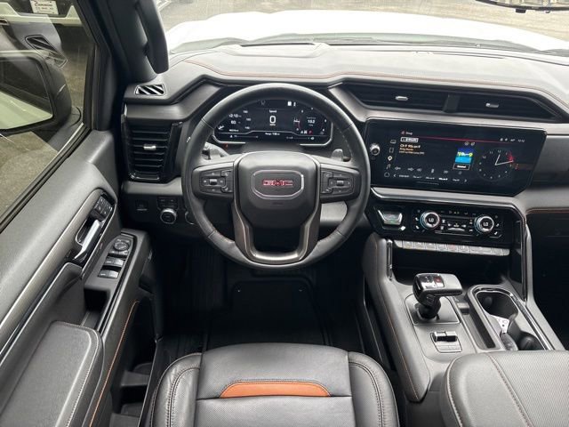 Used 2023 GMC Sierra 1500 AT4 w/ Technology Package AWD/4WD image 19