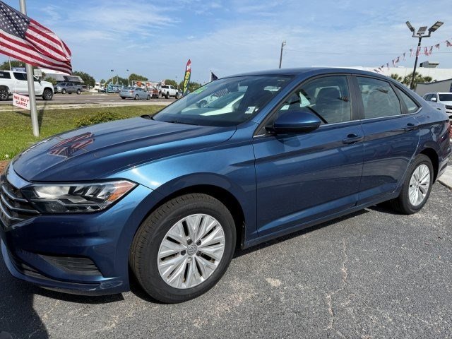 Used 2020 Volkswagen Jetta S w/ Driver Assistance Package FWD image 3