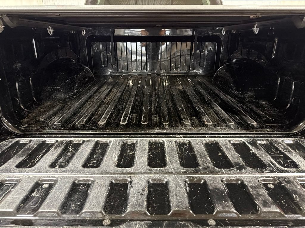 Used 2022 RAM 1500 Laramie AWD/4WD image 8