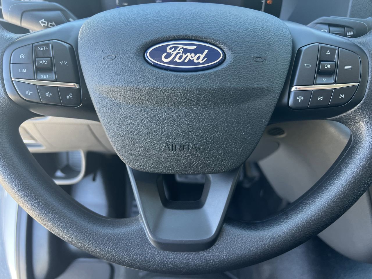 New 2026 Ford Transit 350 148 Medium Roof Wagon image 9