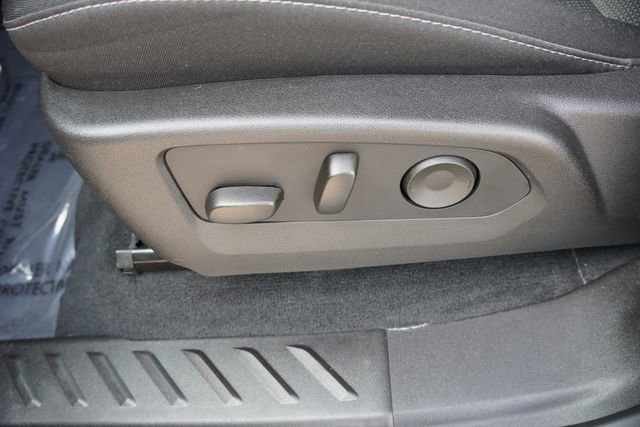 Used 2024 Chevrolet Colorado LT w/ LT Convenience Package II image 20