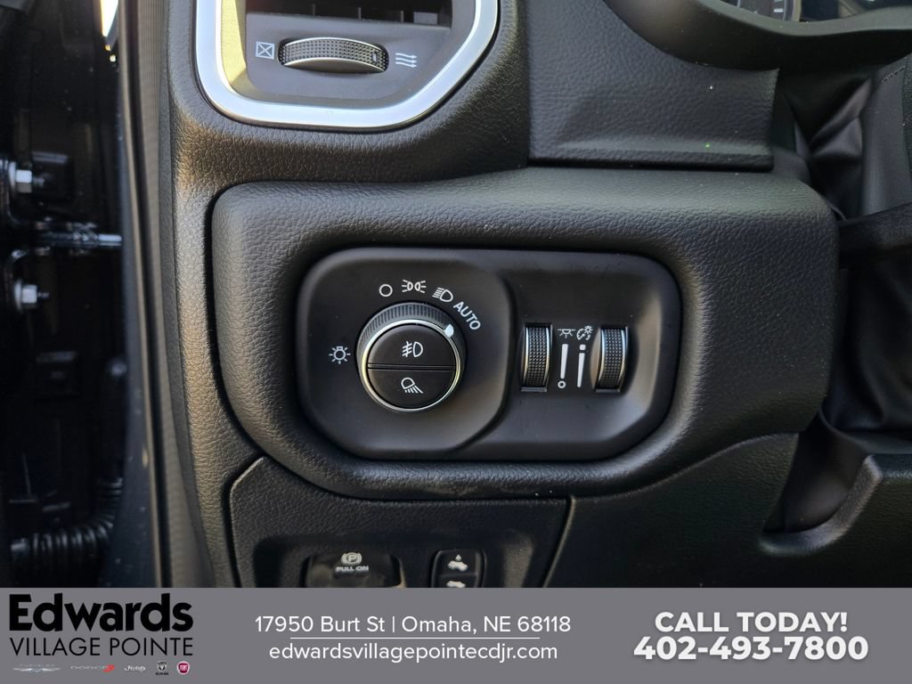 New 2026 RAM 1500 Big Horn AWD/4WD image 11