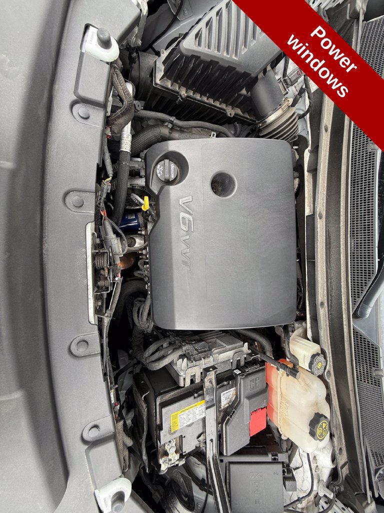 Used 2023 Chevrolet Traverse LT w/ LPO, Floor Liner Package AWD/4WD image 47