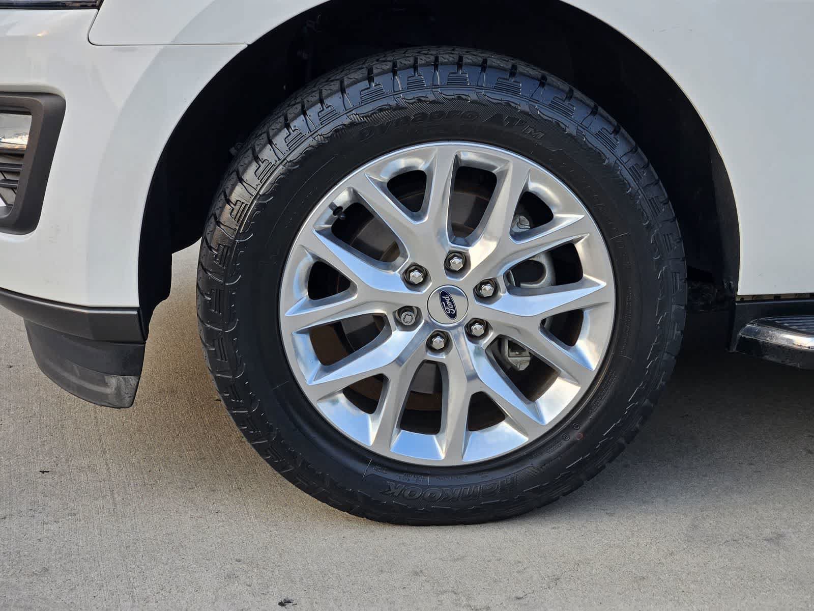 Used 2021 Ford Expedition XLT RWD image 9