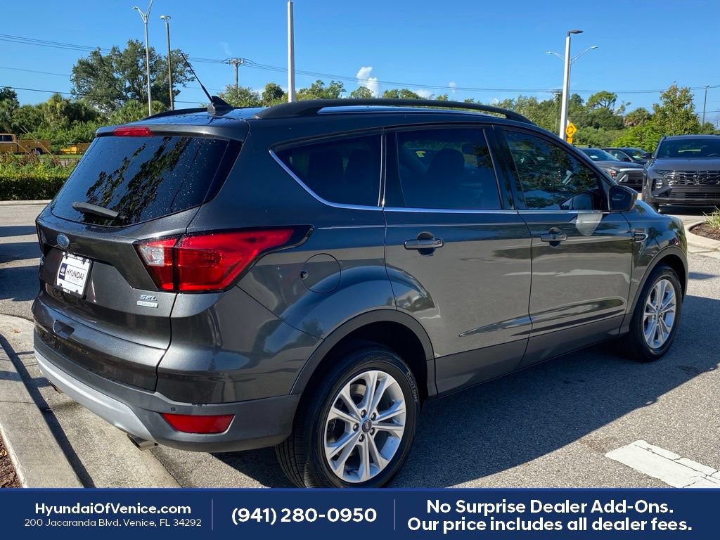 Used 2019 Ford Escape SEL FWD image 10