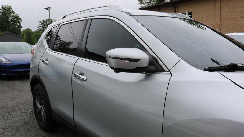 Used 2016 Nissan Rogue SL w/ SL Premium Package AWD/4WD image 3