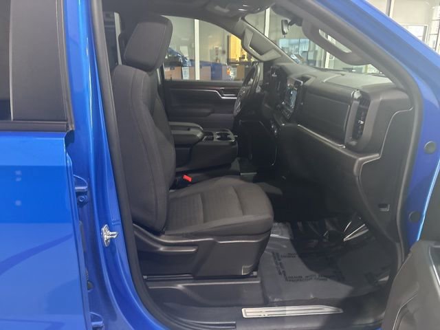 Used 2025 Chevrolet Silverado 1500 LT image 34