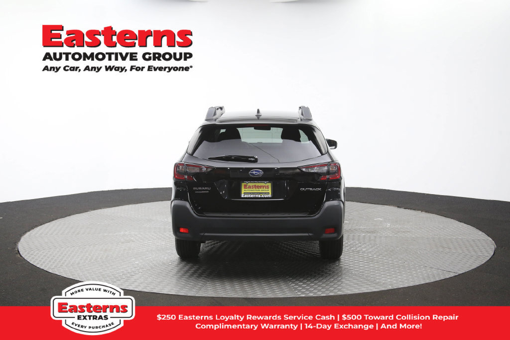 Used 2023 Subaru Outback Premium AWD/4WD image 35