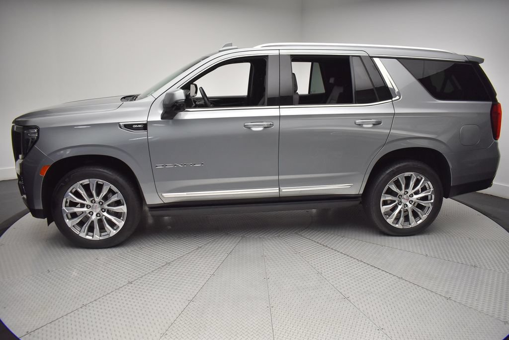 Used 2023 GMC Yukon Denali AWD/4WD image 8