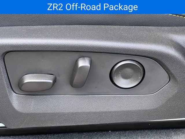 New 2026 Chevrolet Colorado ZR2 w/ Technology Package AWD/4WD image 16