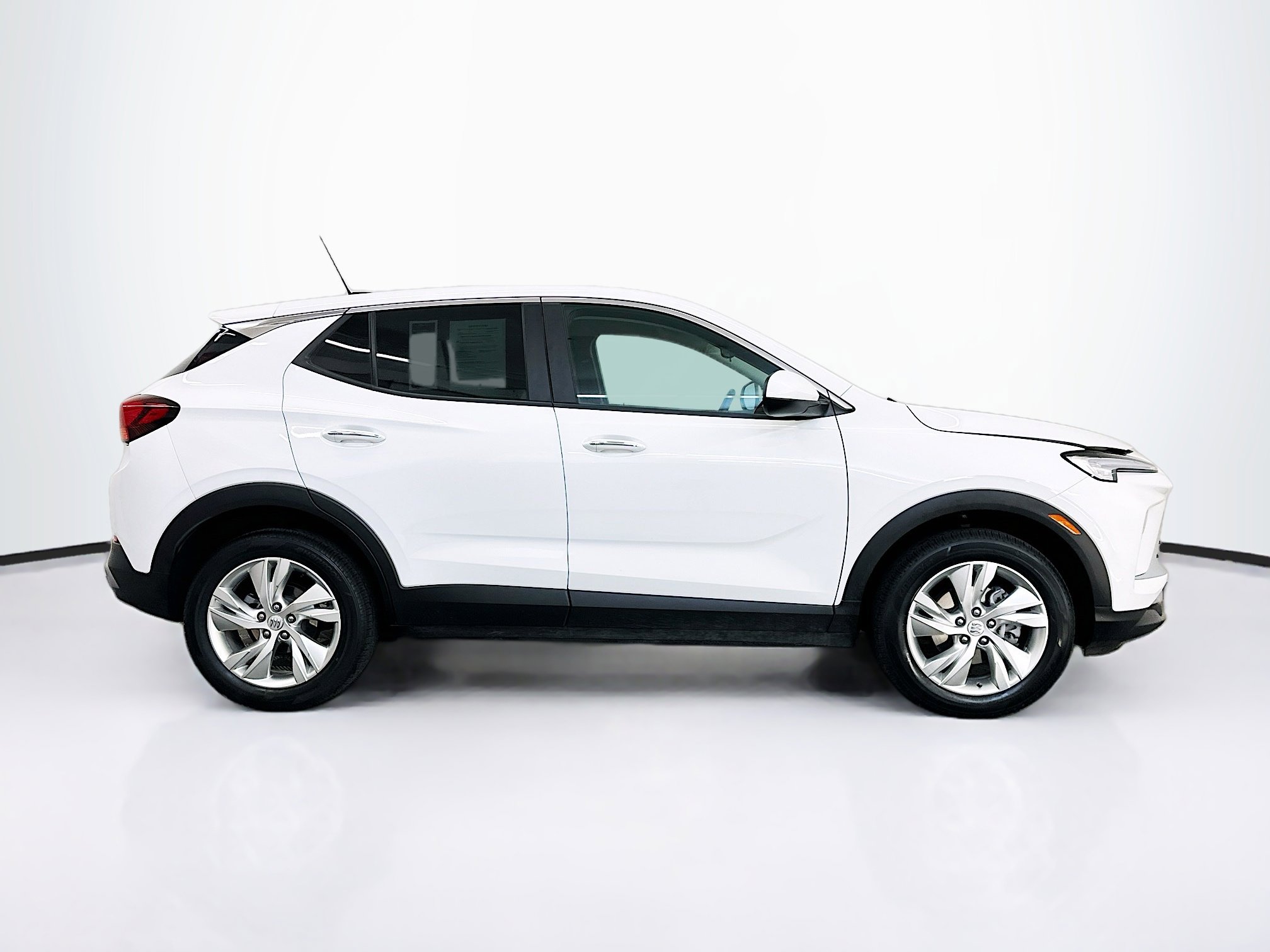 Used 2025 Buick Encore GX Preferred image 10