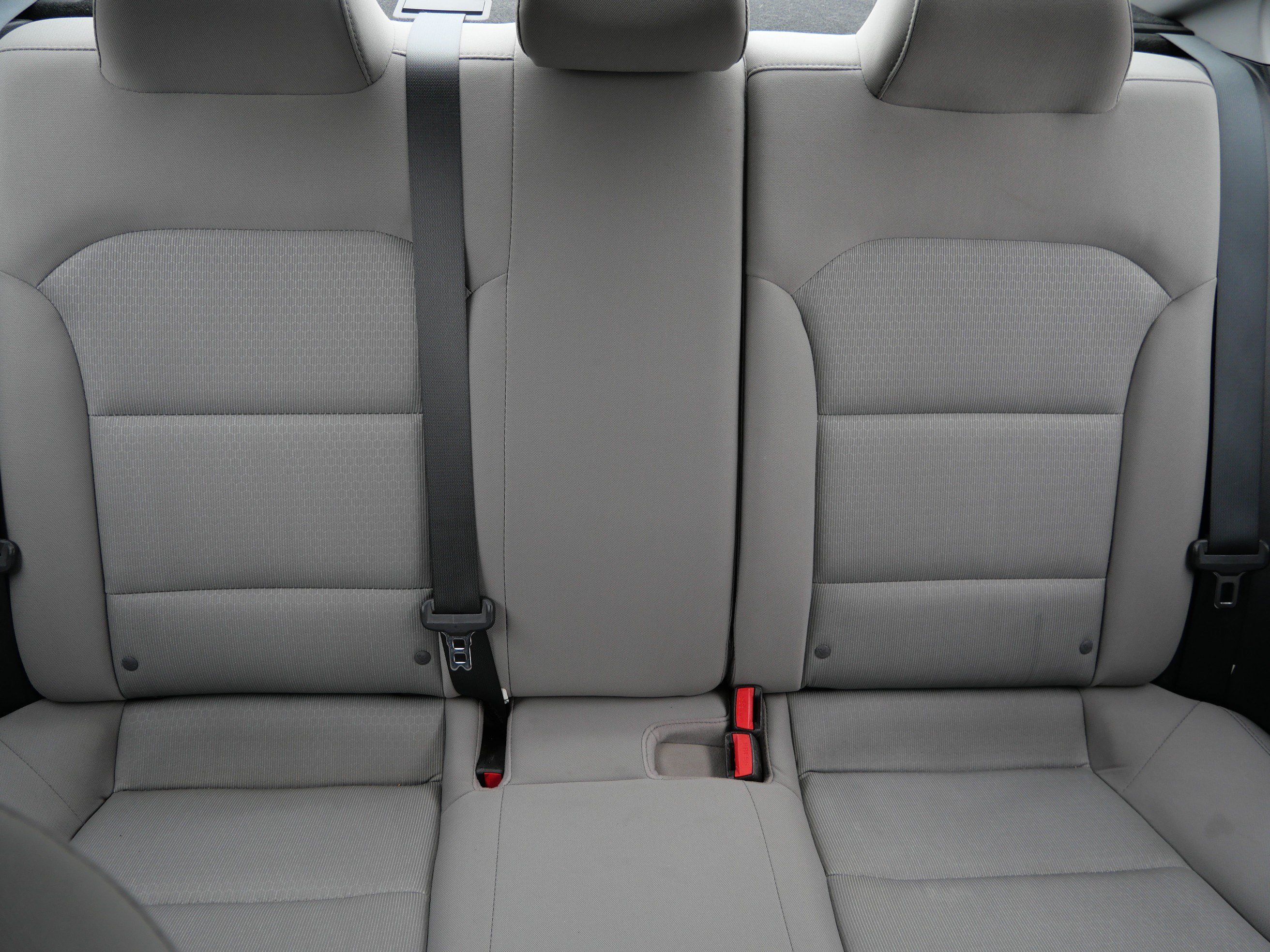 Used 2017 Hyundai Elantra SE FWD image 13