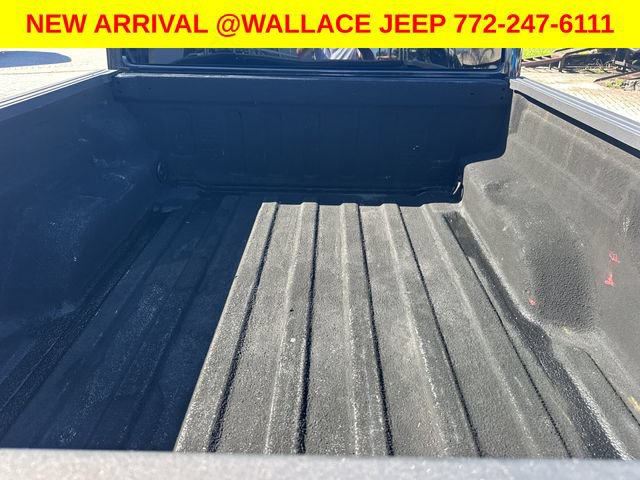 Used 2021 Jeep Gladiator Overland AWD/4WD image 11