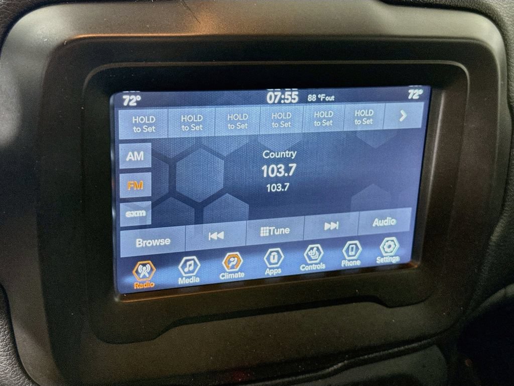 Used 2019 Jeep Renegade Trailhawk w/ Cold Weather Group II AWD/4WD image 7