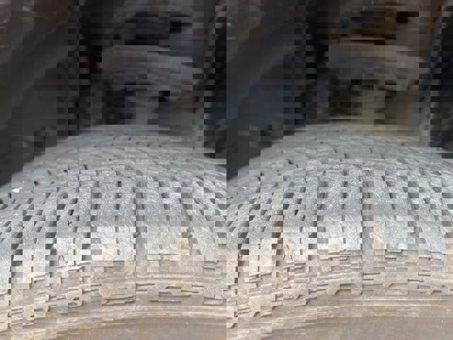 Used 2024 Honda Pilot LX image 8