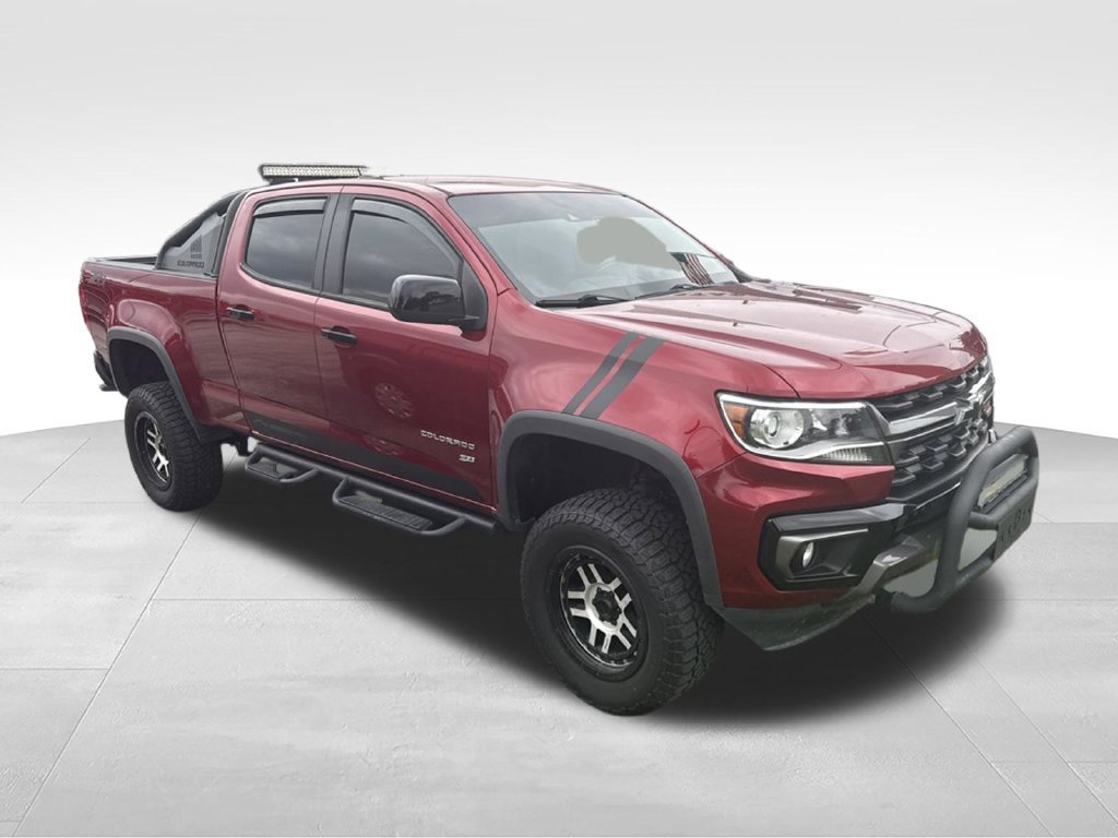Used 2022 Chevrolet Colorado Z71 w/ Trail Boss Package AWD/4WD image 3