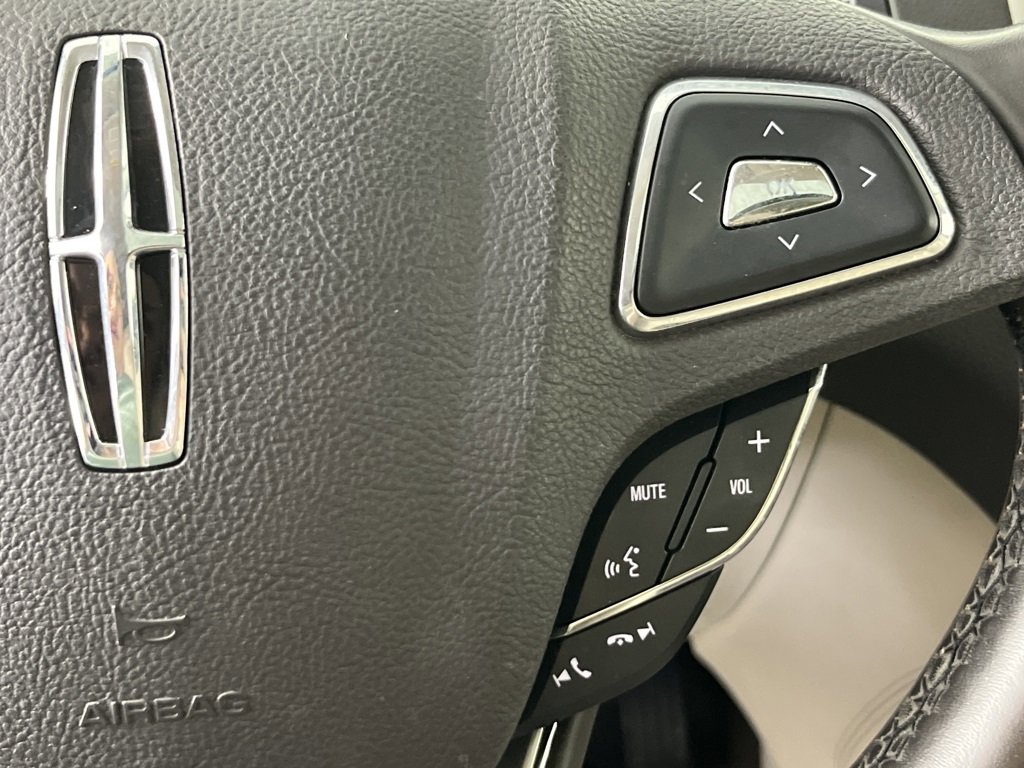 Used 2019 Lincoln MKC Reserve image 18